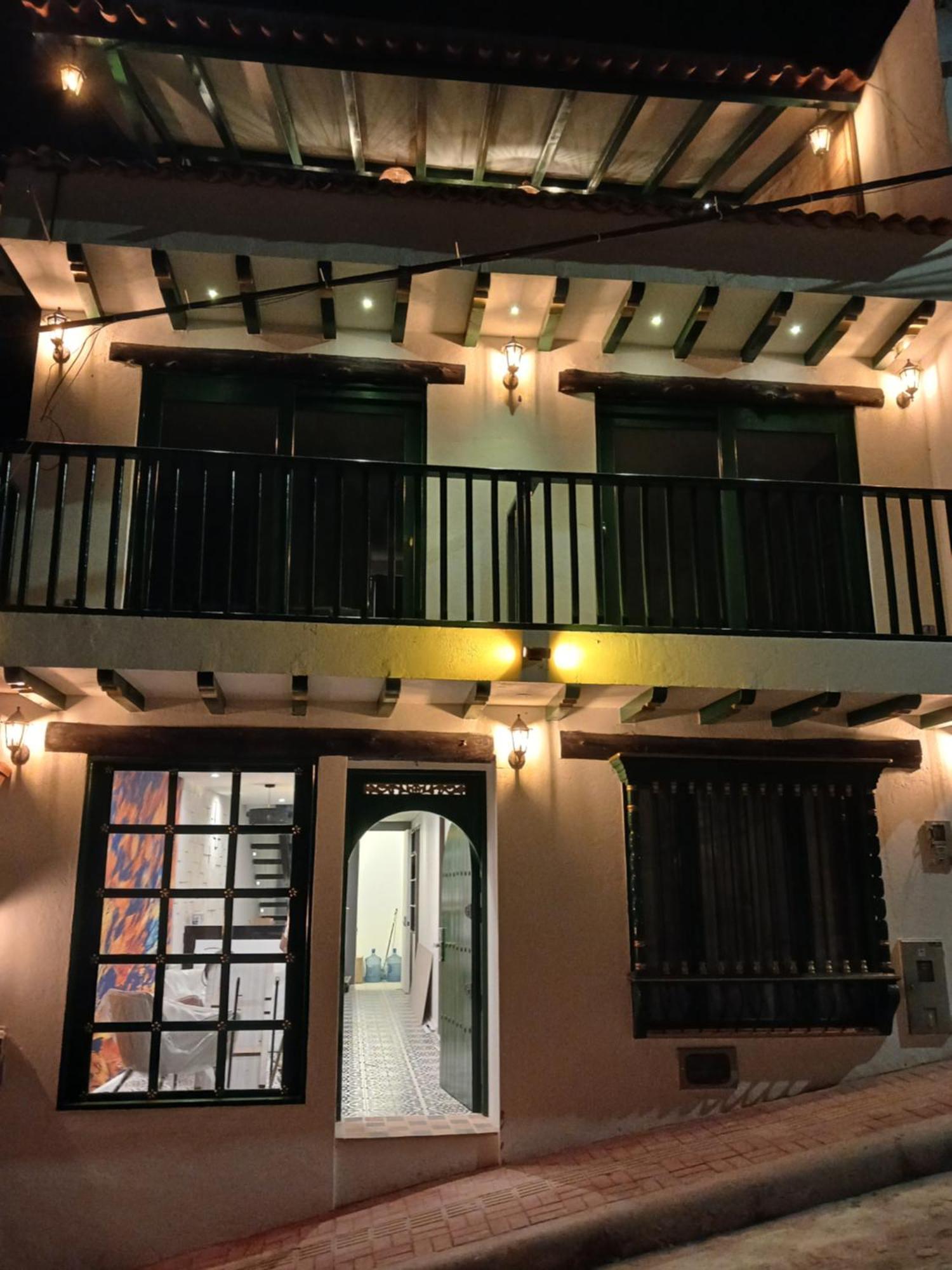 Hotel Santino Jenesano Екстер'єр фото