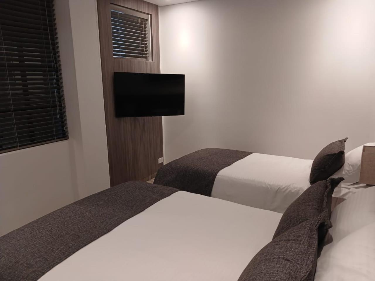 Hotel Santino Jenesano Екстер'єр фото