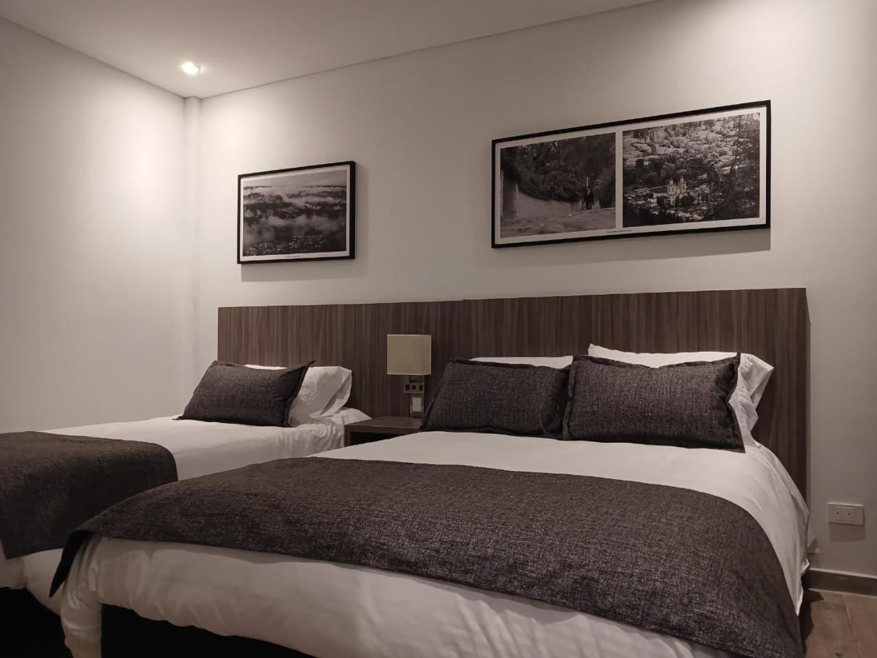Hotel Santino Jenesano Екстер'єр фото
