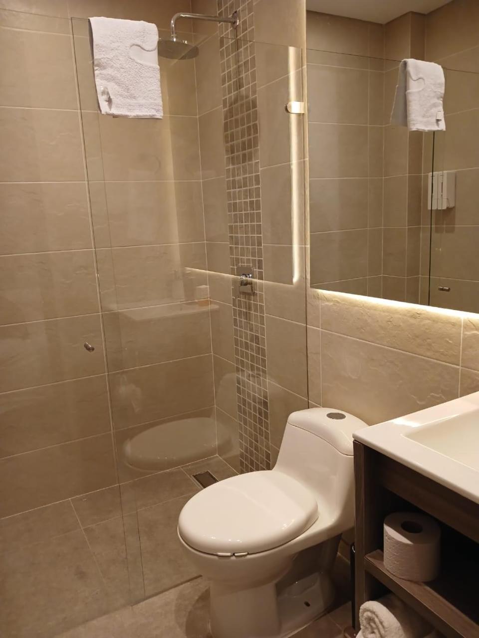 Hotel Santino Jenesano Екстер'єр фото