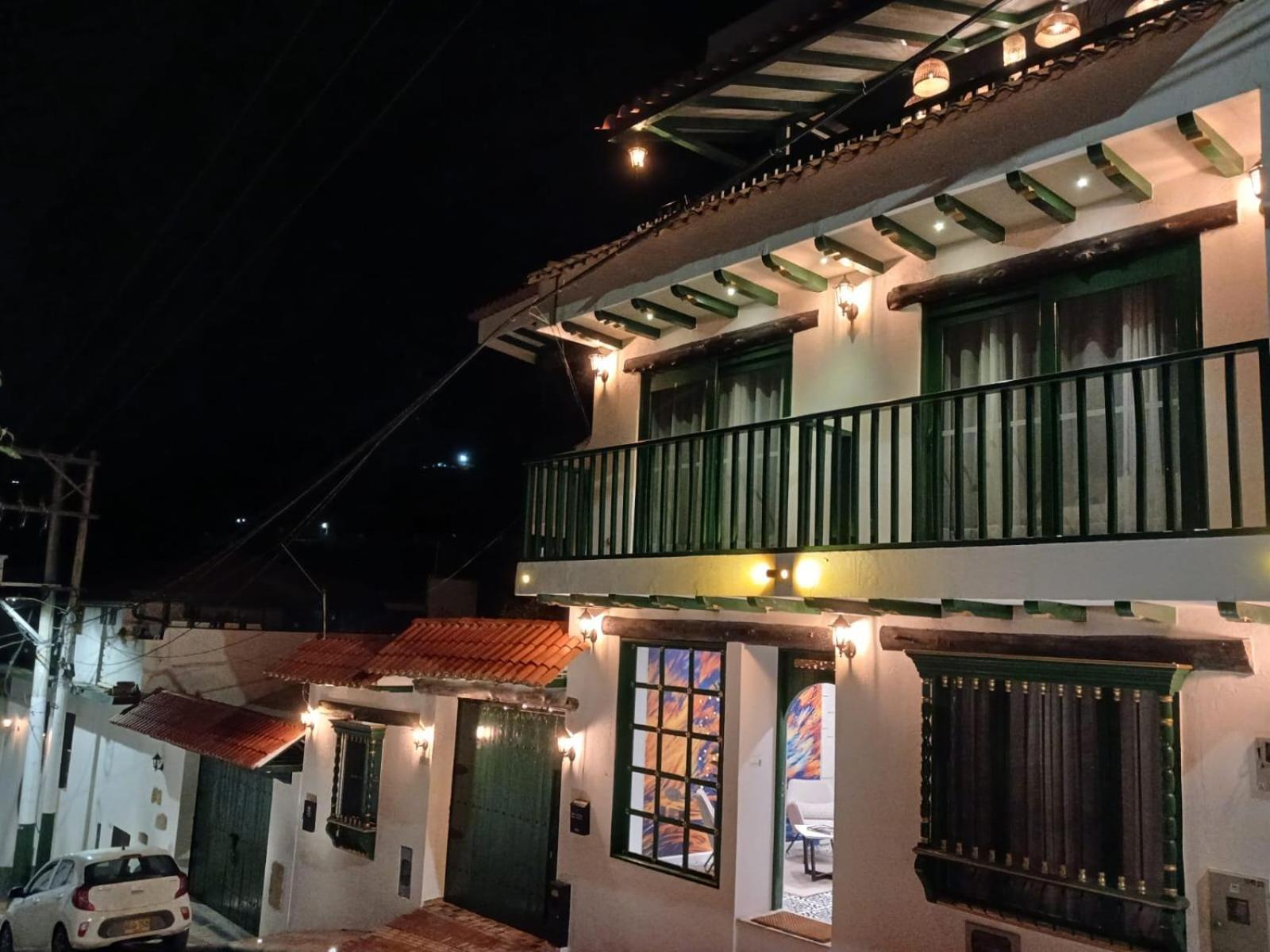 Hotel Santino Jenesano Екстер'єр фото